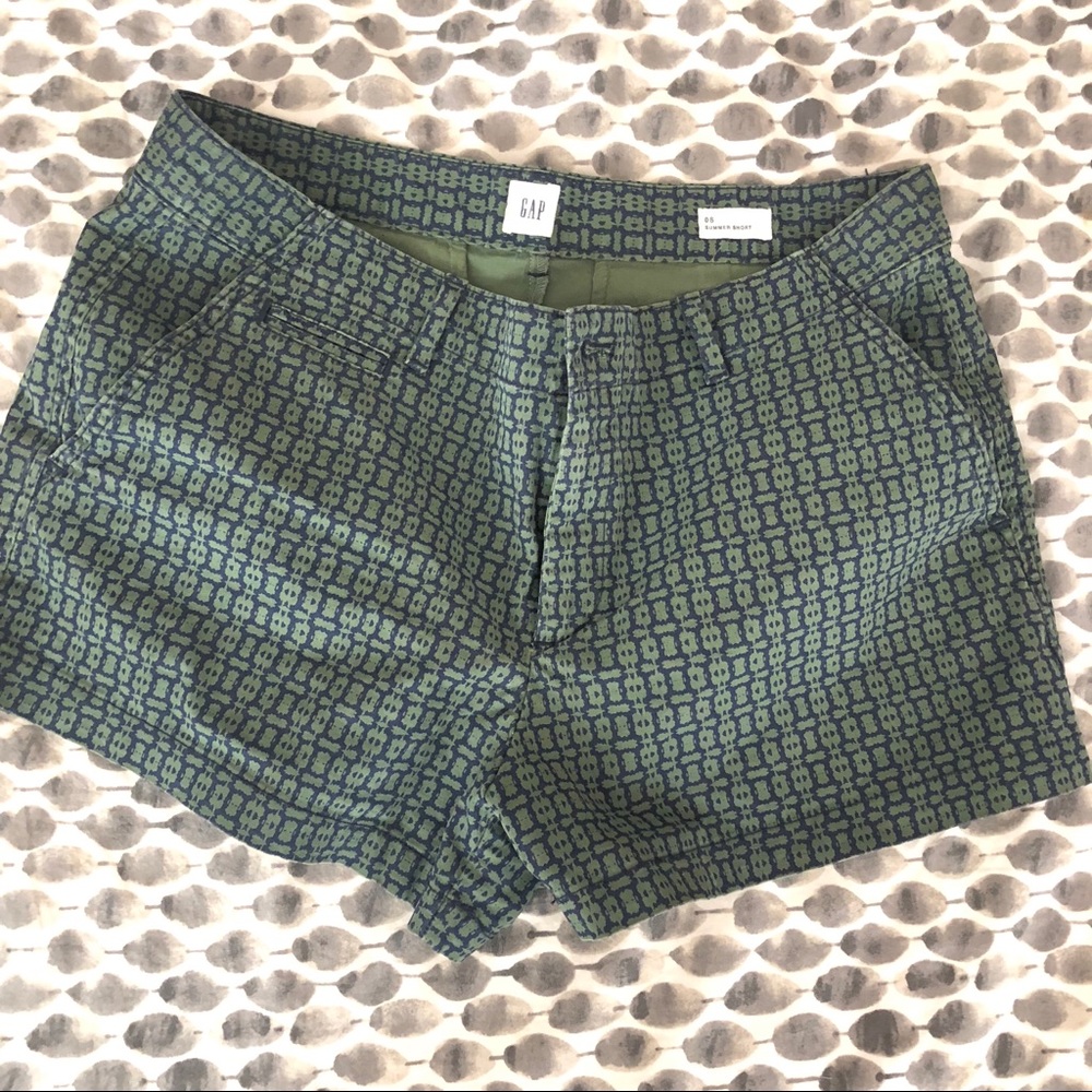 3” summer shorts with green and blue pattern